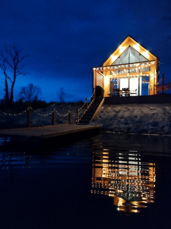 Domino - Domek Nad Jeziorem Bieniowice المظهر الخارجي الصورة